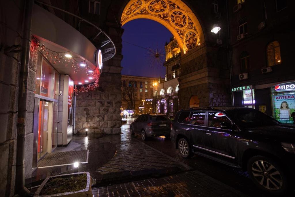 Khreshchatyk Apart Hotel 911 Kiev Bagian luar foto