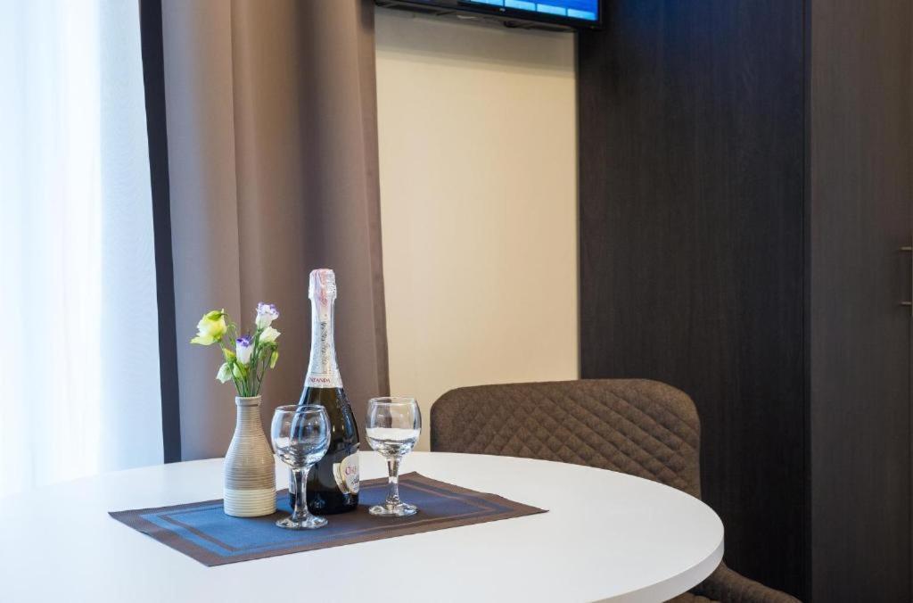 Khreshchatyk Apart Hotel 911 Kiev Bagian luar foto